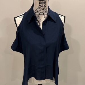 Alice + Olivia Navy Cold Shoulder Button Down Shirt Pre- Owned